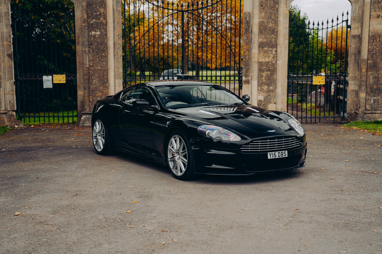 Aston Martin DBS