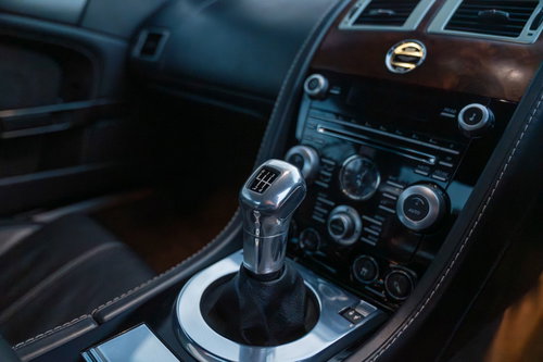 Aston Martin DBS 31