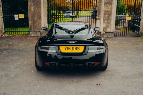 Aston Martin DBS 17
