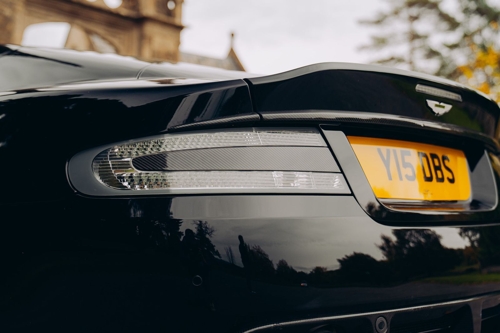 Aston Martin DBS