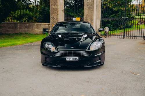 Aston Martin DBS 1