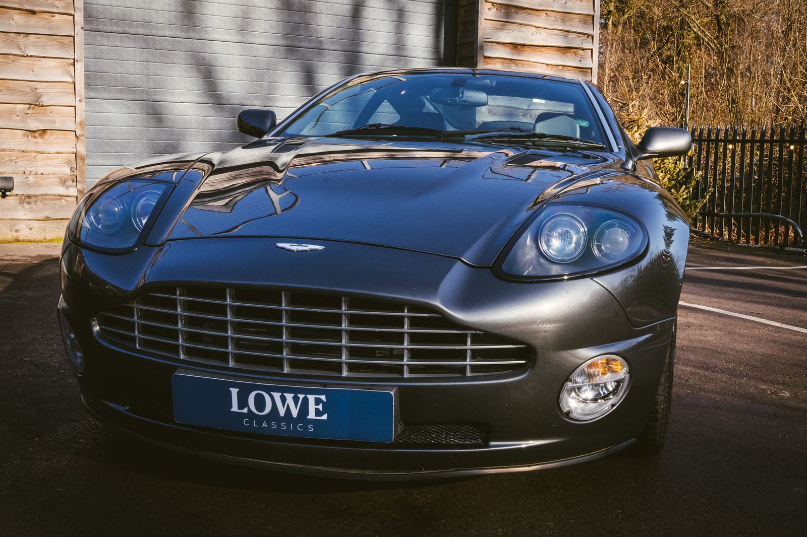 Aston Martin Vanquish