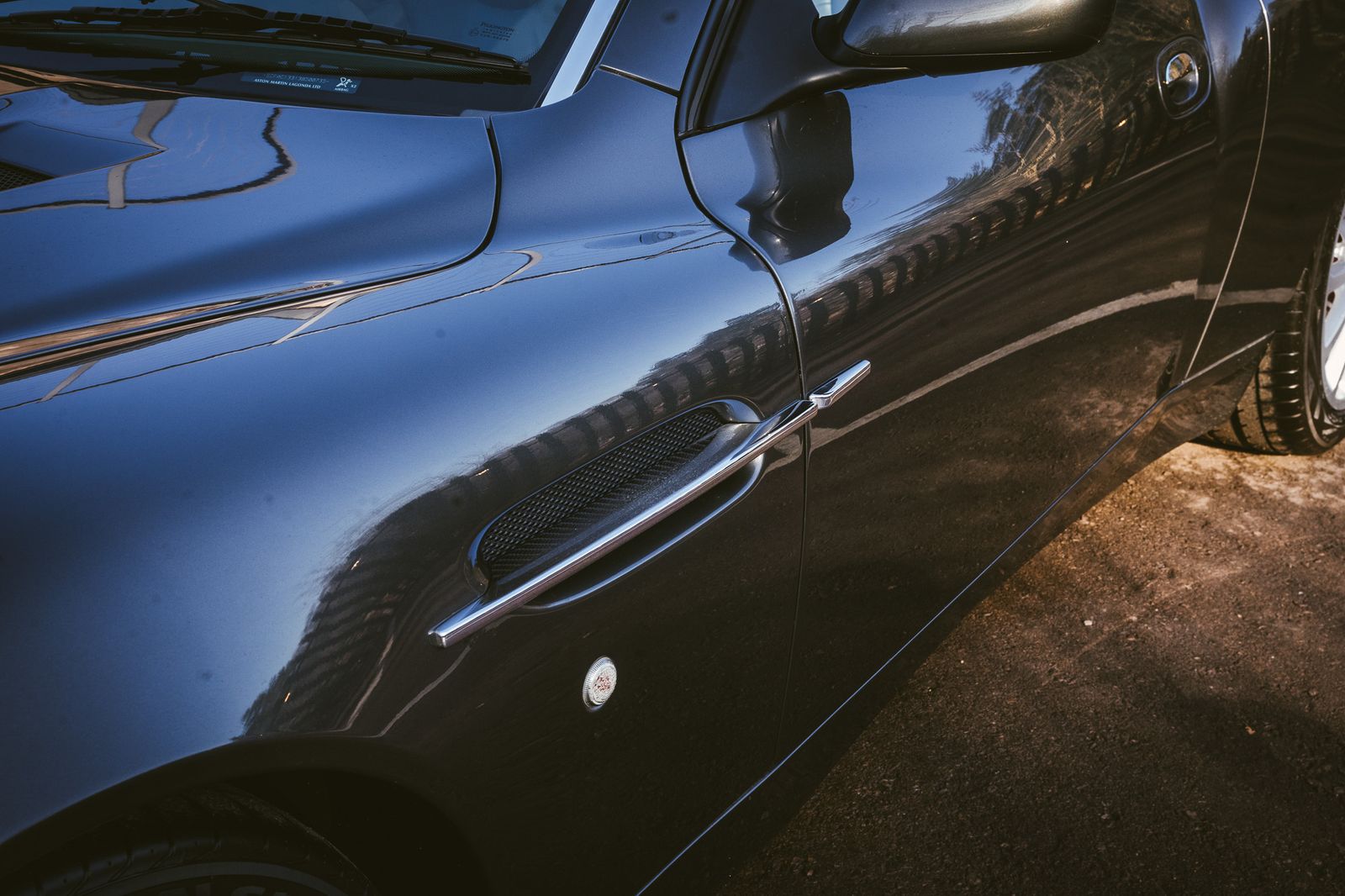 Aston Martin Vanquish