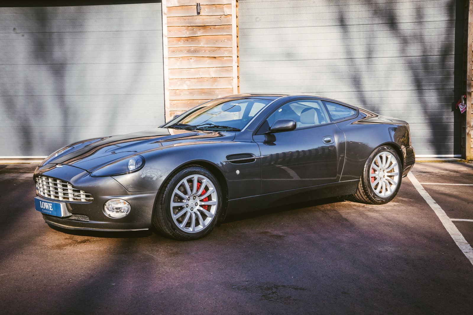 Aston Martin Vanquish