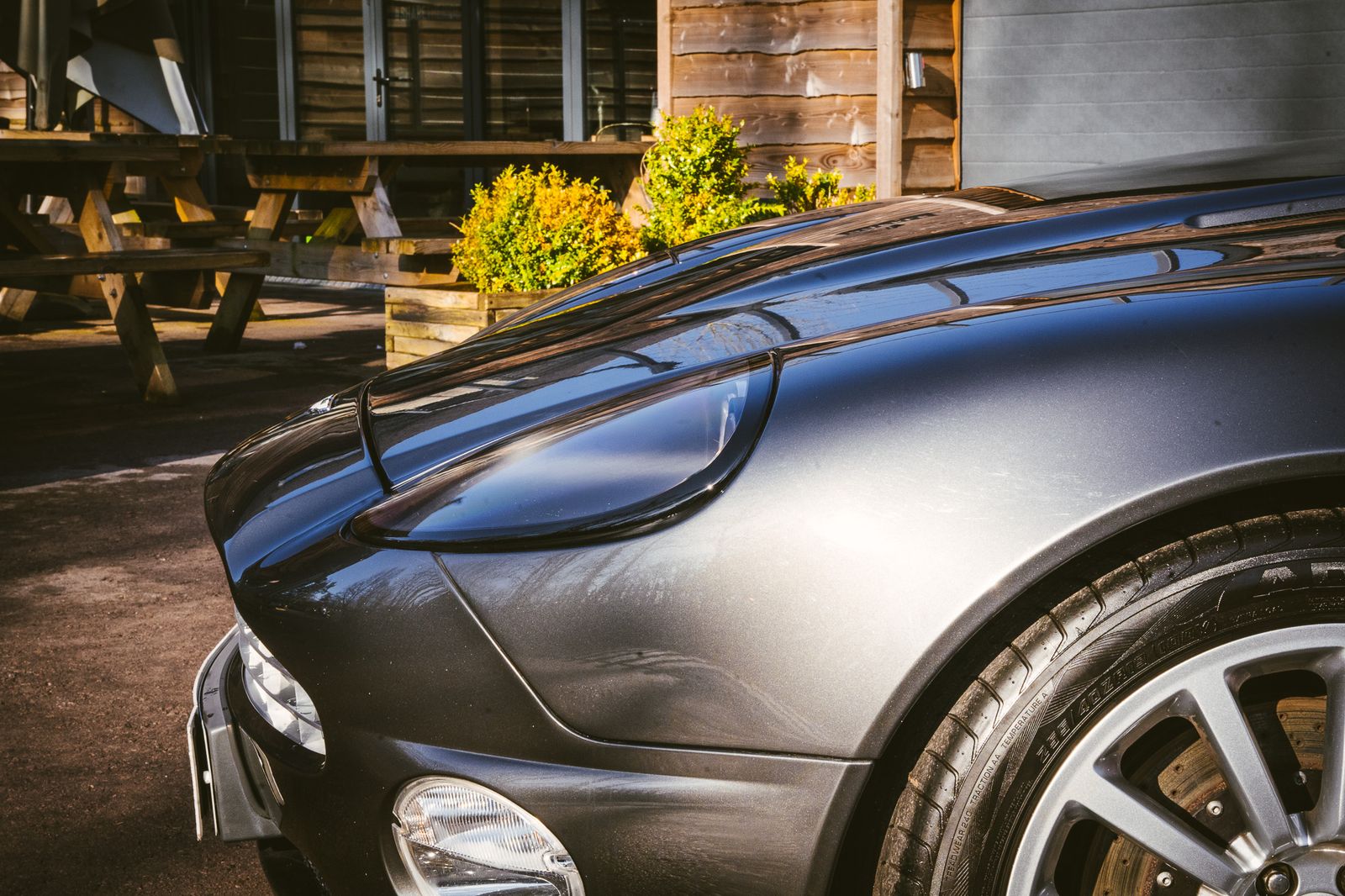 Aston Martin Vanquish