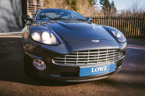 Aston Martin Vanquish 42