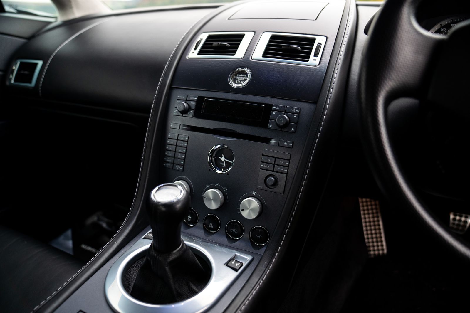 Aston Martin Vantage