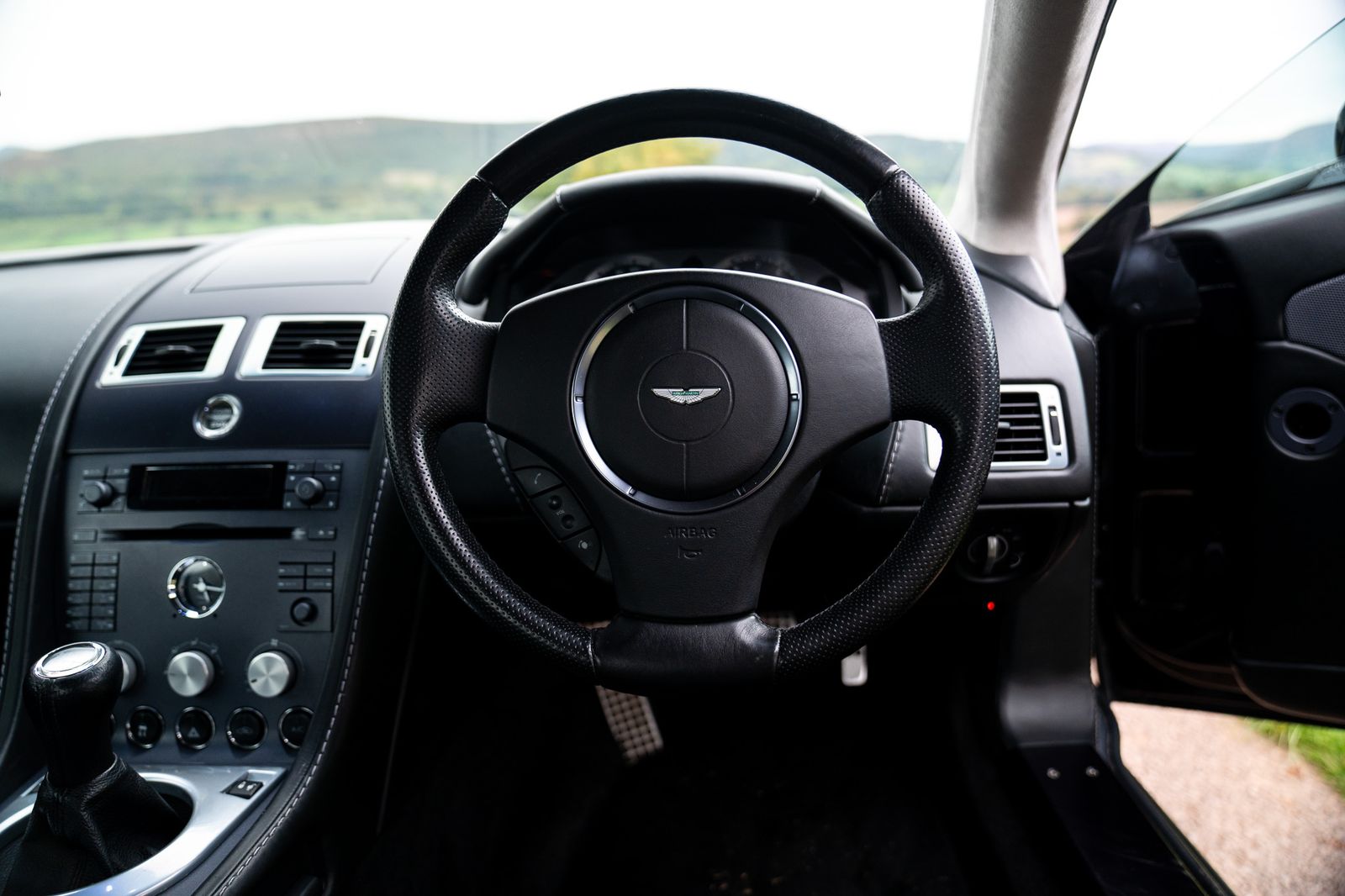 Aston Martin Vantage