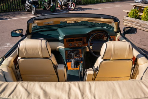 Aston Martin Virage 12