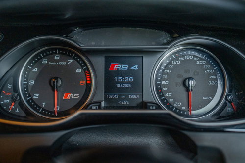 Audi RS4 Avant 17