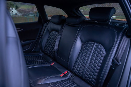 Audi RS6 Avant 28
