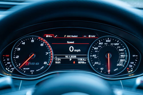 Audi RS6 Avant 36