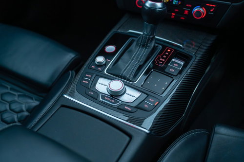 Audi RS6 Avant 38