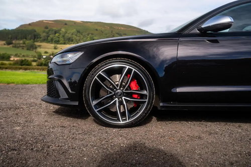Audi RS6 Avant 10