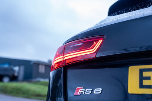 Audi RS6 Avant 16