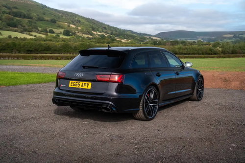 Audi RS6 Avant 2
