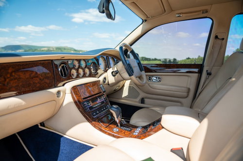Bentley Arnage 19