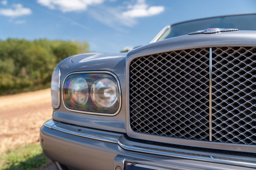 Bentley Arnage 8