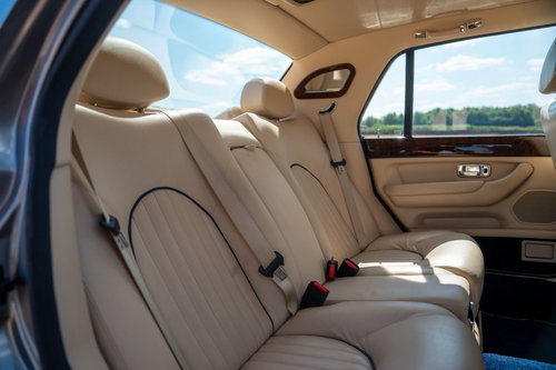 Bentley Arnage 12