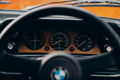 BMW 2002 51