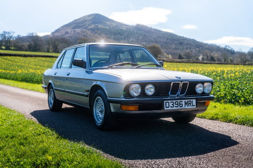 BMW 5 Series 2