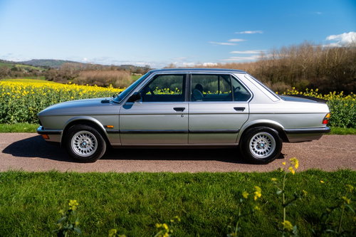 BMW 5 Series 7