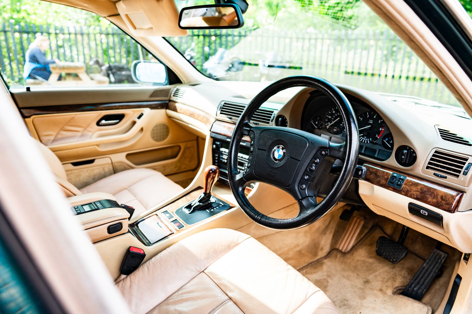 BMW 740i l auto