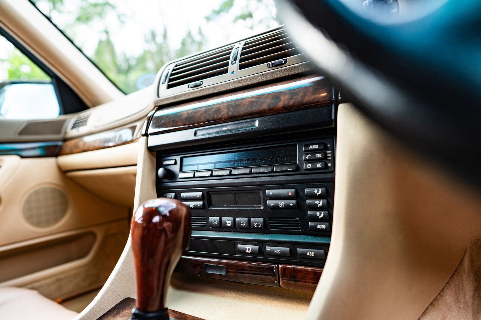 BMW 740i l auto