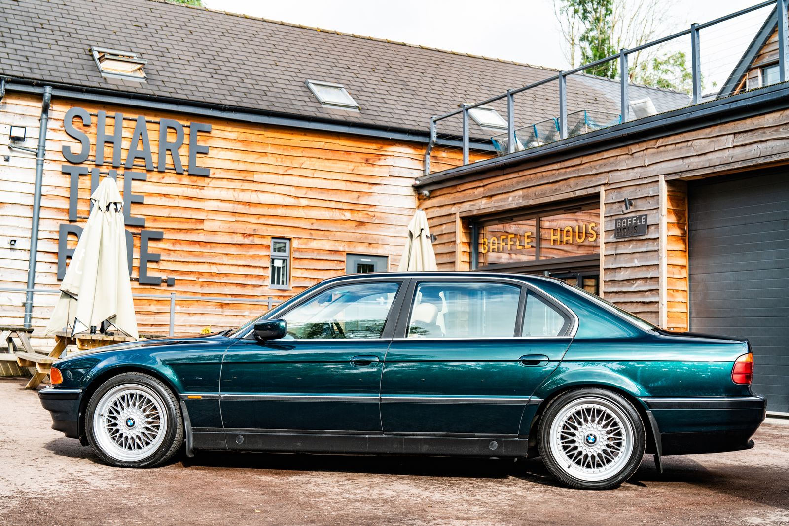 BMW 740i l auto