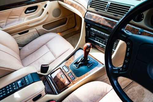 BMW 740i l auto 25