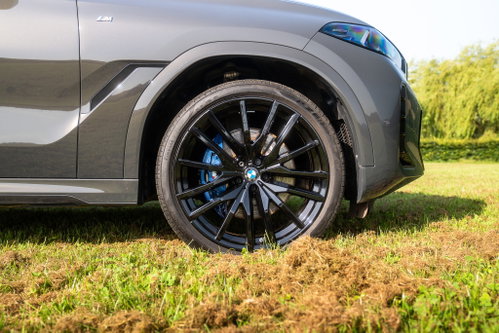 BMW X6 12