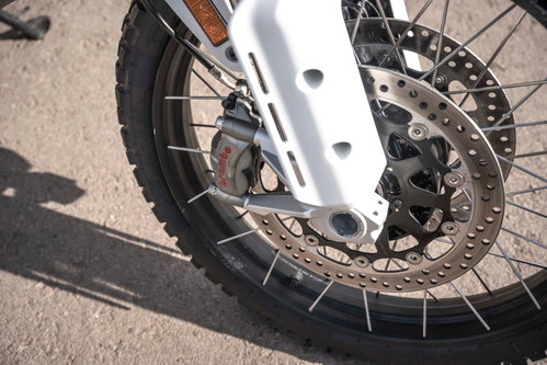 DUCATI Desert x 9