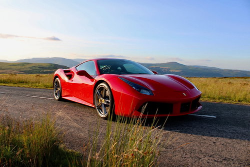 Ferrari 488 4