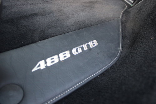 Ferrari 488 40