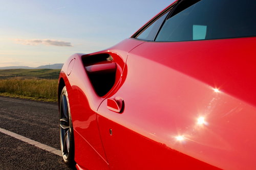 Ferrari 488 13