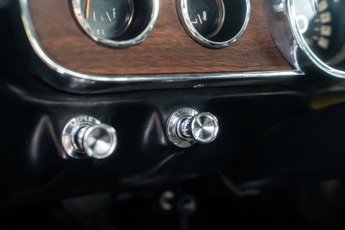 Ford Mustang 34