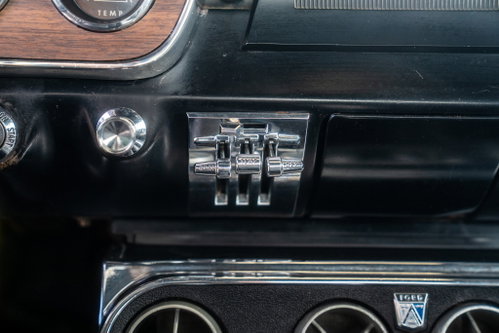 Ford Mustang 31