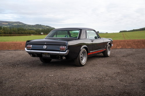 Ford Mustang 18