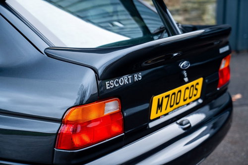 Ford Escort 20