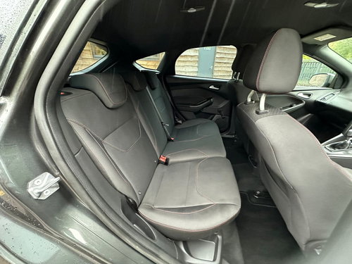 Ford Focus 9