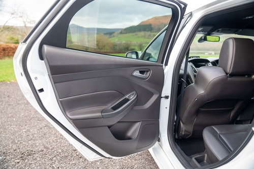 Ford Focus 27