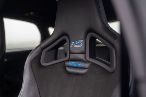 Ford Focus 24