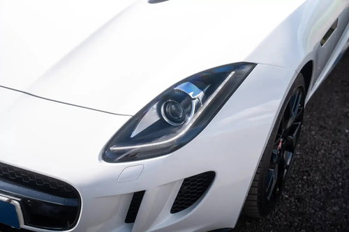 Jaguar F-Type 9
