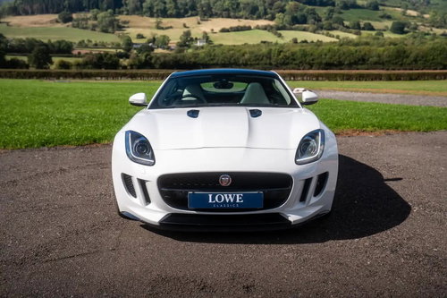 Jaguar F-Type 1