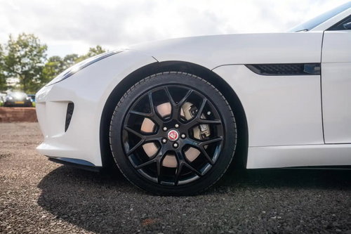 Jaguar F-Type 14