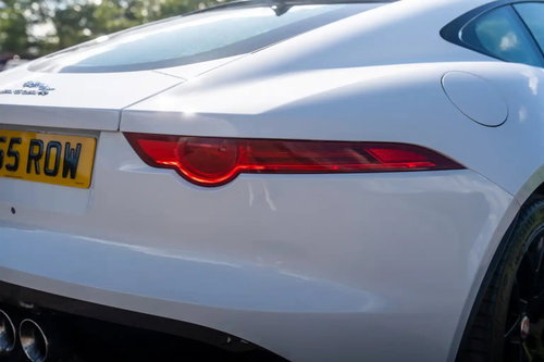 Jaguar F-Type 11