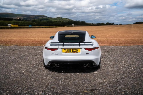 Jaguar F-Type 5
