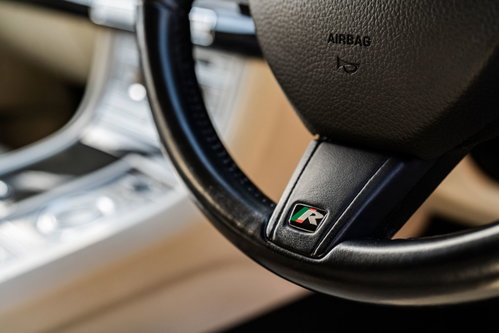 Jaguar XF 22