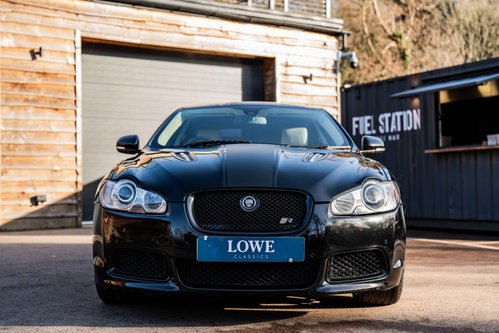 Jaguar XF 1