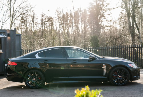 Jaguar XF 3